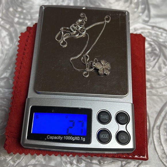 Hawaiian 🌺 Sterling Silver Necklace - Picture 8 of 9